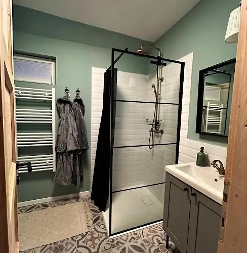 Atkapcsol-lak Vendeghaz Apartament